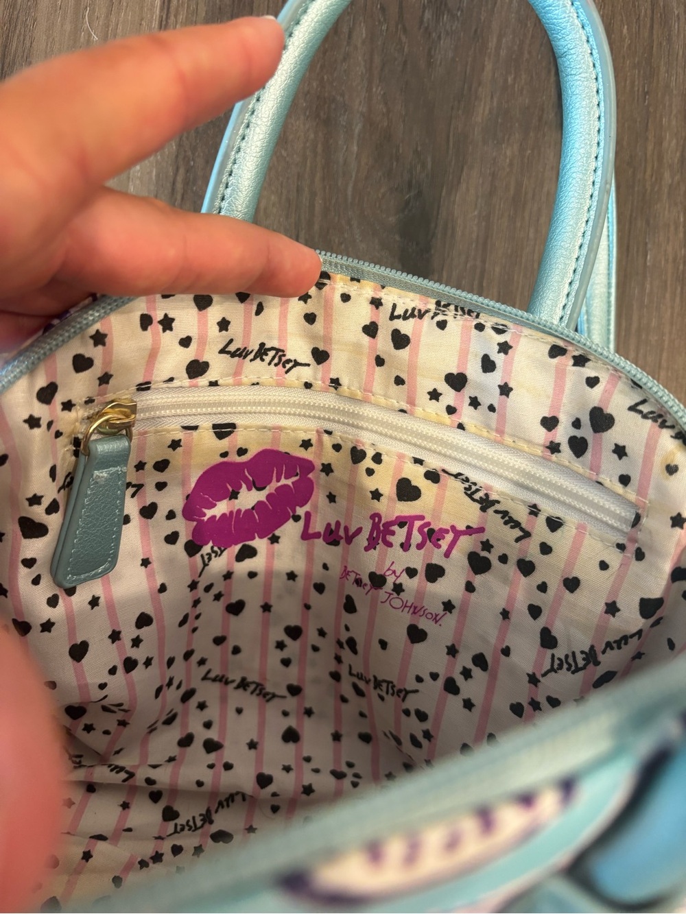 Betsy Johnson Purse - Picture 7 of 8